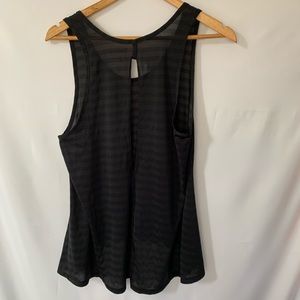 3 for $18 Reebok sheer yoga top w/ open back Small